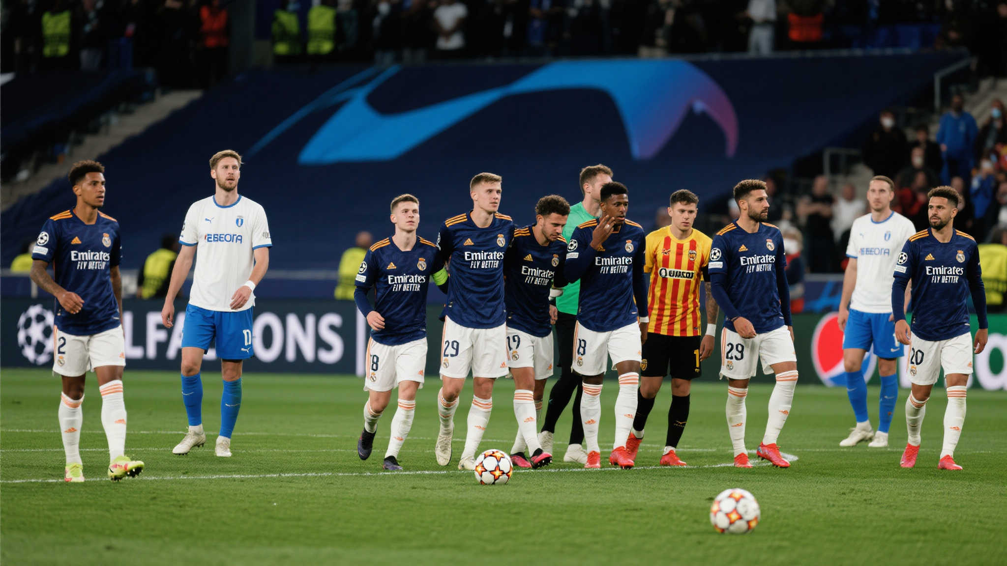 0-1!欧冠霸主折戟沉沙,球迷热议:纪律制胜 迎着期待已久的光芒,一支实力强劲且被寄予厚望的欧冠