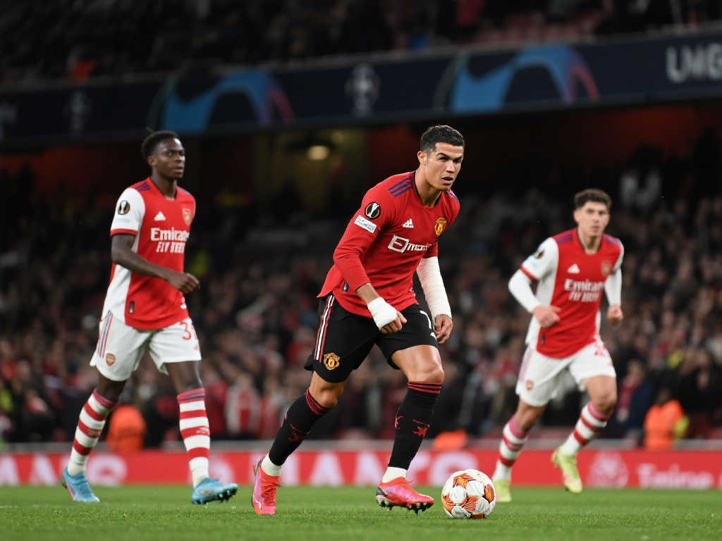 英联赛杯半决赛对阵揭晓 一月角逐决赛席位 英联赛杯半决赛对阵揭晓 一月角逐决赛席位